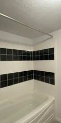 1 room apartment of 83m² in Gatineau - Photo 2