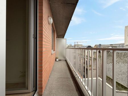 Ruim appartement - centrum Oostende - Photo 3