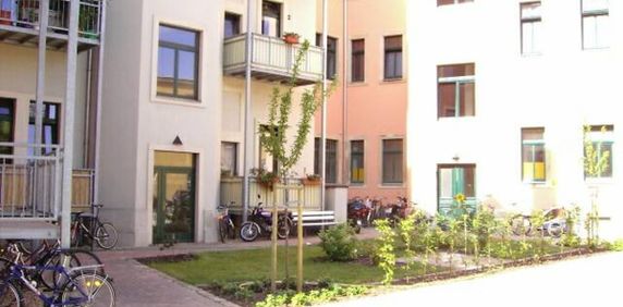 Schöne 2 Zimmerwohnung in Uni-Nähe sucht ab 01.05.2026 Nachmieter - auch für WG-geeignet - Photo 2