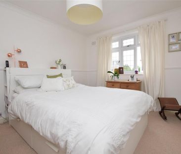 2 bedroom maisonette to rent - Photo 5