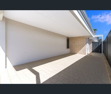 10B Arrowsmith Avenue, Dawesville, WA 6211 - Photo 4