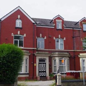 1 bedroom property to rent in Bolton - Photo 3