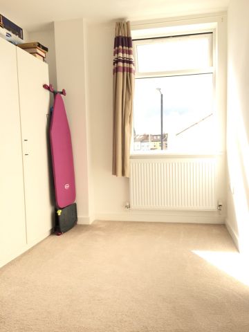 2 Bed Flat, Ashbourne House, BS5 - Photo 4