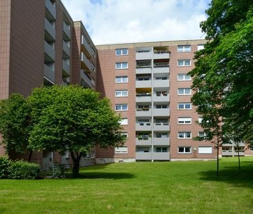 Modernisierte 1-Zimmer-Wohnung in Mülheim-Broich mit schöner Loggia - Photo 1