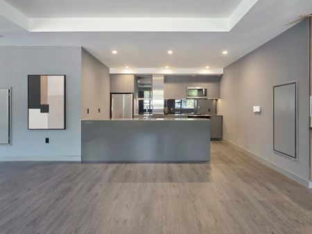 For Lease - 4365 Bloor Street Unit# 325, Toronto, Ontario - Photo 4