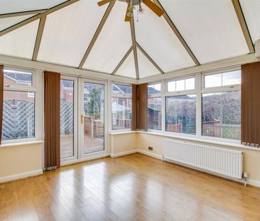 Clifton Avenue, Stanley, Wakefield - Photo 3