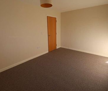 Upper Bond Street, Hinckley, Leicestershire, LE10 - Photo 3