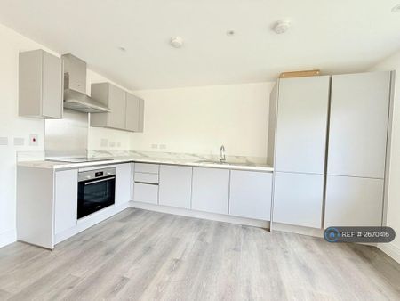 2 bedroom flat to rent - Photo 5