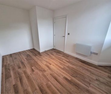 Power Close, Guildford, GU1 - Photo 2