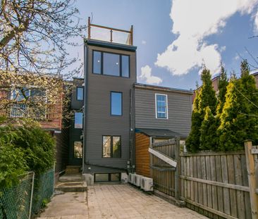 For Lease - 379 St Clarens Avenue Unit# Main, Toronto, Ontario - Photo 2