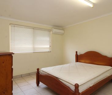 Everything Great, At Number 8! - Photo 1