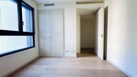 2 Bedroom Apartment with swimming pool, Parque das Nações, Lisboa - Photo 4