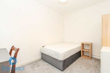 6 bed Semi-Detached House for Rent - Photo 3