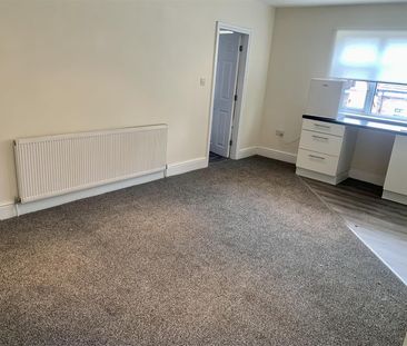 1 bed flat to rent Duke Street, DE7 - Photo 2