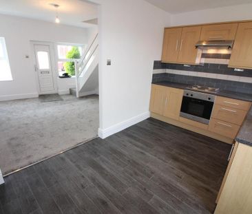 2 bedroom house to rent - Photo 2