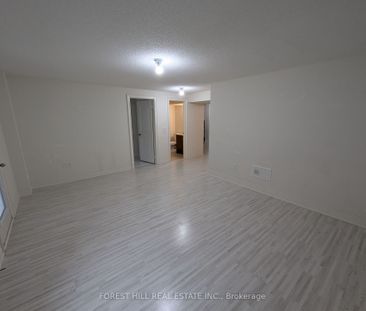 For Lease - 11 Joseph Hartman Crescent, Aurora, Ontario - Photo 4