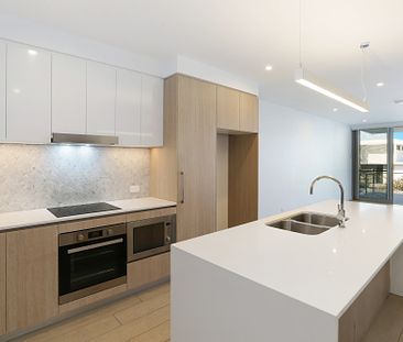 EXECUTIVE TWO BEDROOM UNIT IN AWARD WINNING 'DRIFT BY MOSAIC' - Photo 3