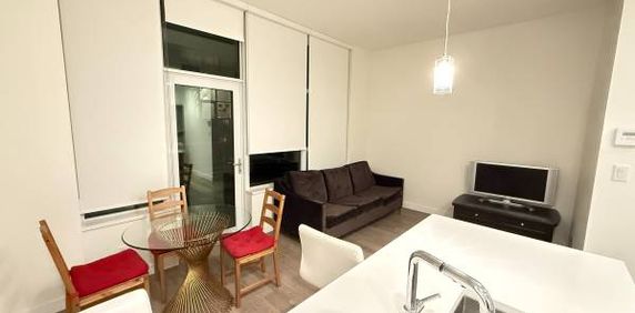 Furnished One bedroom+ den Condo Oakridge/QE Park - Photo 2