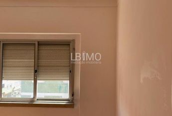 Apartamento T4 em Lisboa