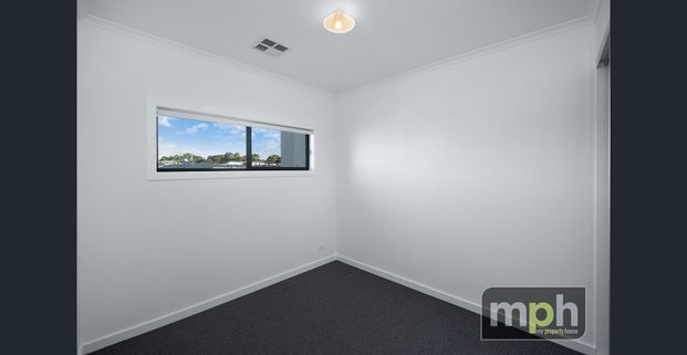 Beautifully built home nestled among the serenity of Mount Barker! - Photo 1