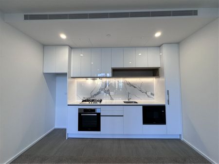 1907/408 Spencer Street - Photo 2