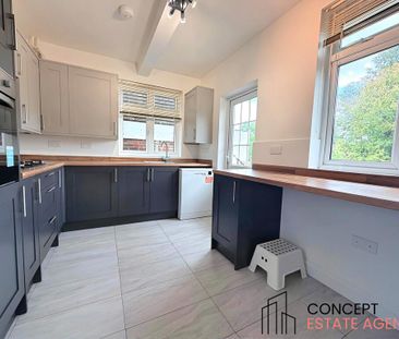 4 bedroom semi-detached house to rent - Photo 6