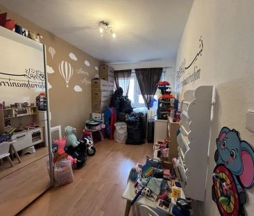 Schöne Vierzimmerwohnung mit Balkon. - Photo 2