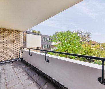 4 bedroom flat to rent - Photo 3