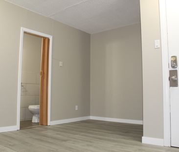 Hartford Apartments - Photo 2