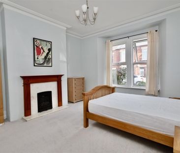 2 bedroom Flat to rent in Sandringham Road, South Gosforth, Newcast... - Photo 5