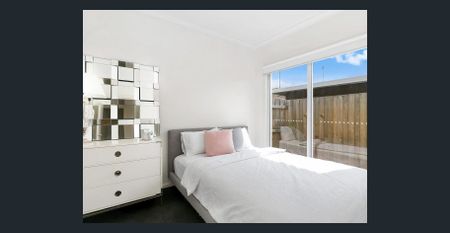 What a Location! - Photo 2