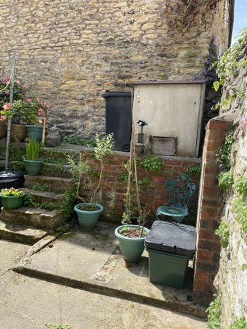 1 bedroom terraced house to rent - Photo 5