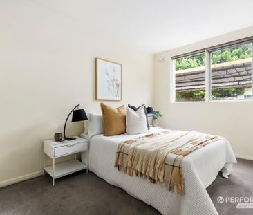 4/14 Finlayson Street, Malvern VIC 3144 - House For Rent | Domain - Photo 5