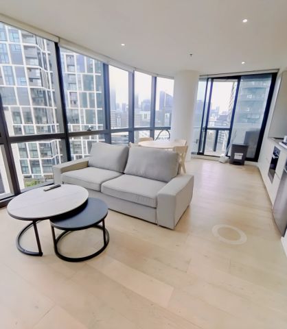 Secondary Bedroom - Photo 3