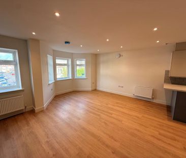 3 bedroom apartment to rent - Photo 6