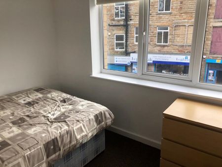 1 bedroom flat to rent - Photo 4