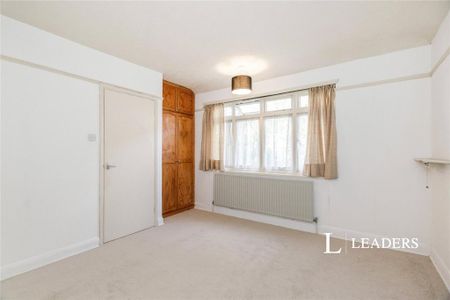 4 bedroom house to rent - Photo 3