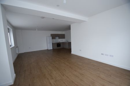 Victoria Avenue, Southend On Sea, Essex, SS2 - Photo 2