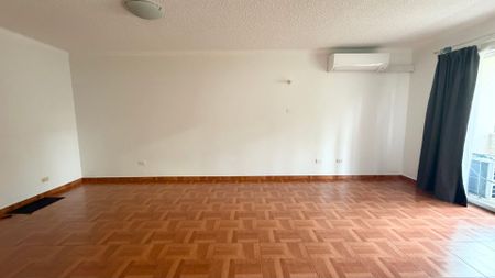 Neat & Comfortable Unit in a Convenient Canley Vale Location - Photo 4