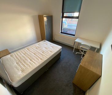 5 bedroom house share to rent - Photo 3