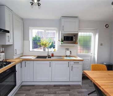 Longfield Drive, Halton, Leeds, LS15 - Photo 5