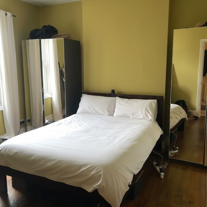 2 Bed Flat, Borthwick Road, E15 - Photo 1