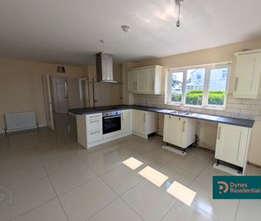 83 Newtownards Road, Donaghadee, BT21 0PT - Photo 2