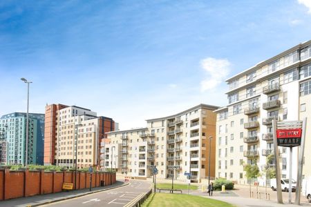 1 bedroom apartment to rent - Photo 2