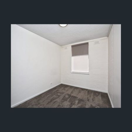 Location, location, location !!! - Photo 4