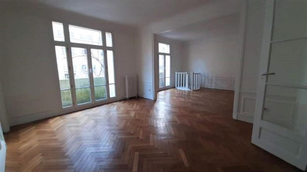 location Appartement T4 DE 81.9m² À PARIS - Photo 1