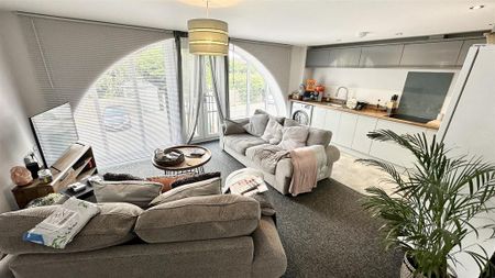 1 bedroom apartment to rent - Photo 3