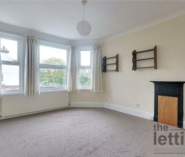 3 bedroom maisonette to rent - Photo 2