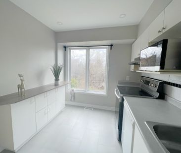 For Lease - 63 Banchory Crescent, Kanata, Ontario - Photo 1