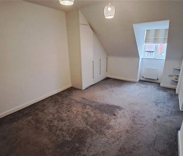 3 bedroom semi-detached house to rent - Photo 6